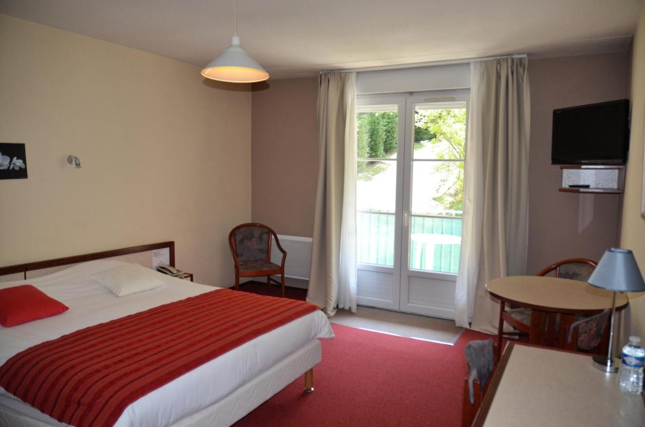 Hotel Et Studios D'Orfeuil บูร์บอนน์-เลส์-แบงส์ ภายนอก รูปภาพ